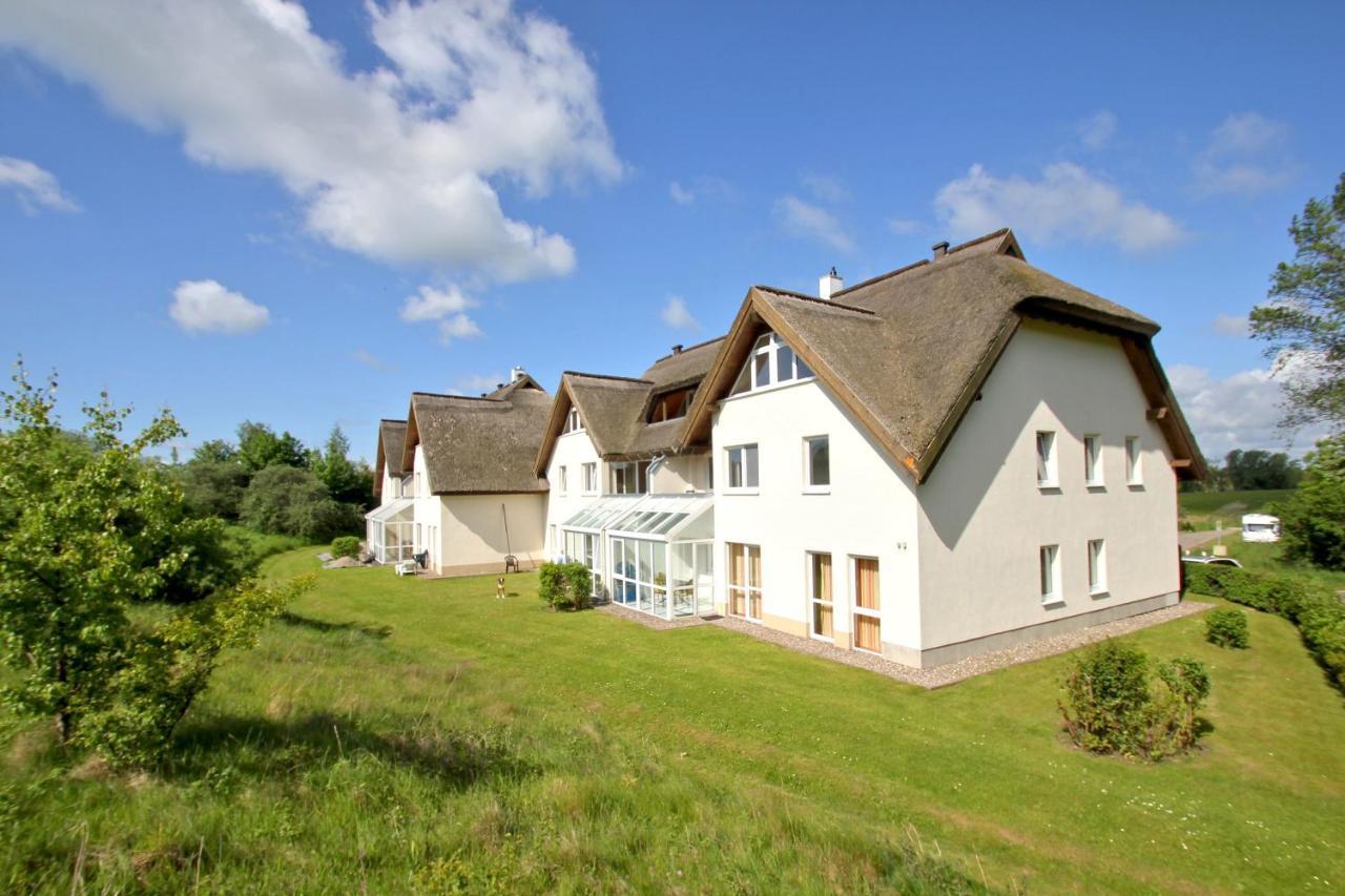 Strandnahe 2-Raum-Ferienwohnung Mit Balkon - Strandhaus Moenchgut Fewo 10 Лобе Екстериор снимка